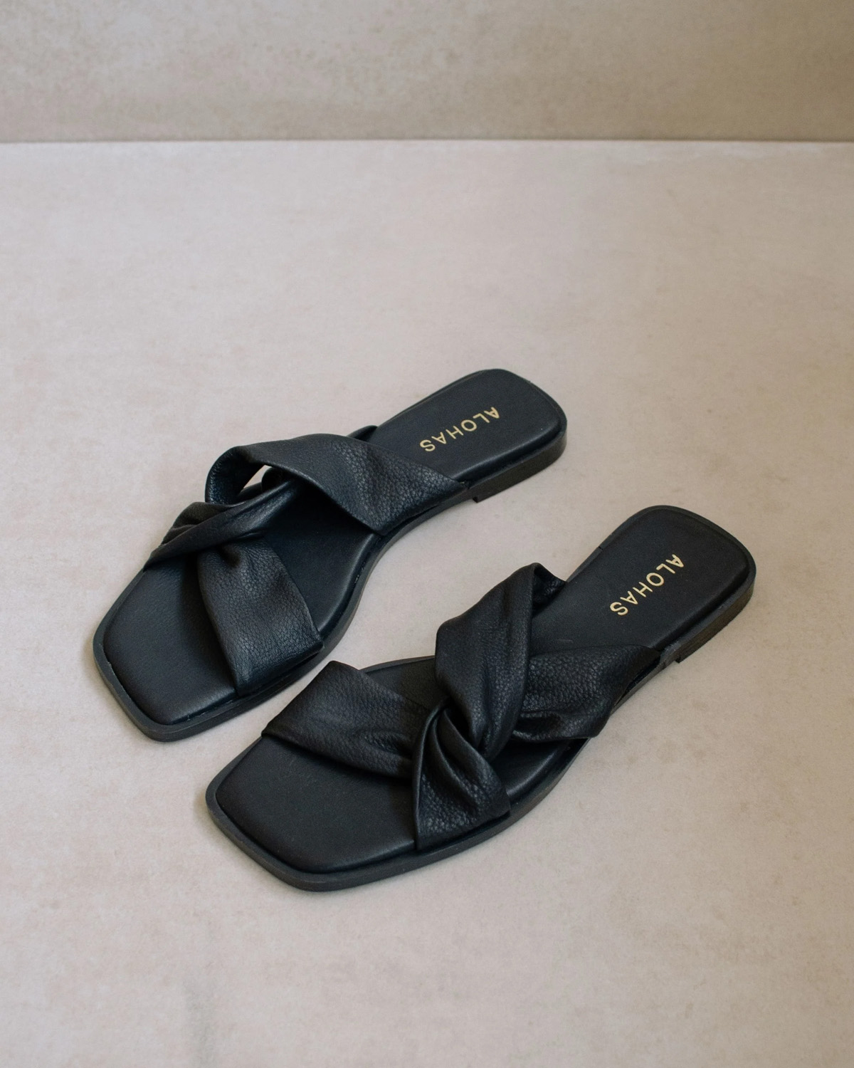 ALOHAS - Nomad Braided Sandal Black | Høyer
